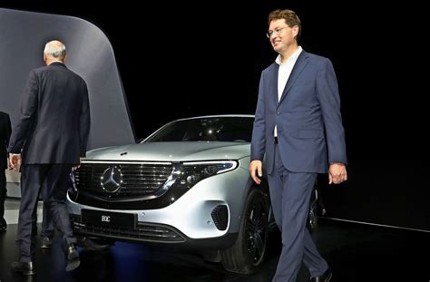 Daimler Krise Zetsche als Chefaufseher Börsianer äußern Zweifel