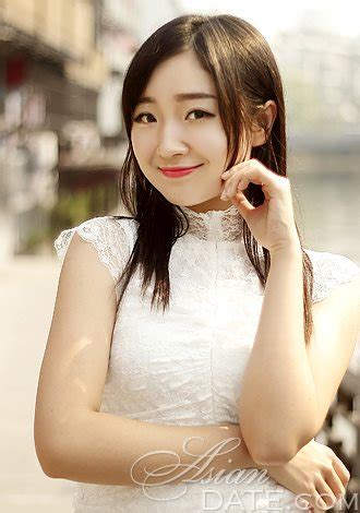 China Member Meng Zhou From Shanghai 26 Yo Hair Color Black