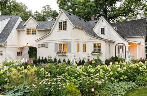 Homes With Exquisite Curb Appeal Hgtvs Ultimate Outdoor Awards Hgtv