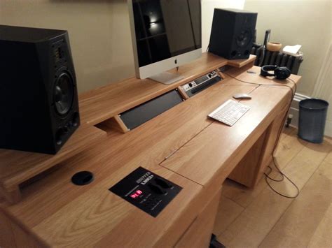 Sound Studio Desk Bulkgaret