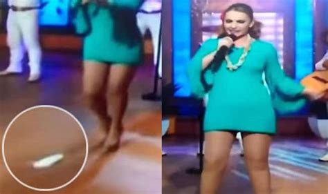Oops Video Of Mexican Singer Patricia Navidad S Sanitary Pad Falling