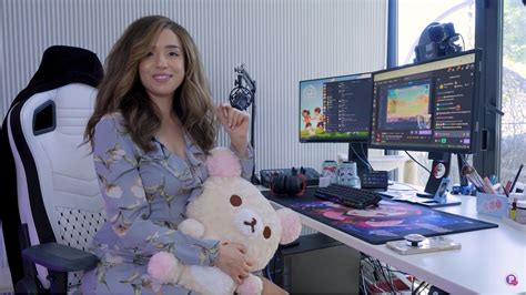 What Is Pokimanes Gaming Setup Gaming Chair Pc Headphones And More