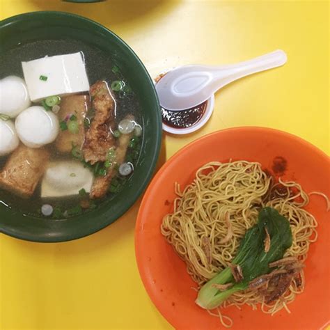 Yentafo yong tau foo is eaten in numerous ways, either dry with a sauce or served as a soup dish. 10 Yong Tau Foo Spots That Aren't Just For Health ...