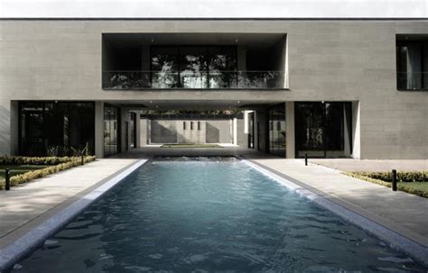 A Look Inside This Iranian Home By Kamran Heirati Architects Re Talk Mena