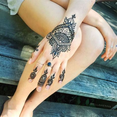 24 Henna Tattoos By Rachel Goldman You Must See Henna Henna Tattoo