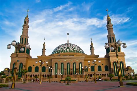 Berbagai Masjid Terindah Di Indonesia Yang Akan Membuat Anda Kagum