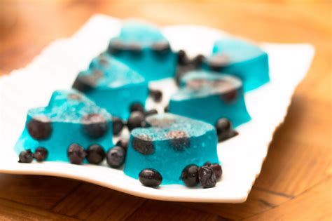 Patrick's day or earth day shots. How to Make a Blueberry Martini Jello Shot: 8 Steps