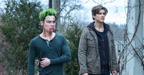 ‘titans Image Gives New Look At Ryan Potters Beast Boy Heroic