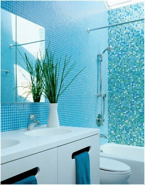 Baño Pequeño Con Mosaico De Color Celeste Blue White Bathrooms Blue