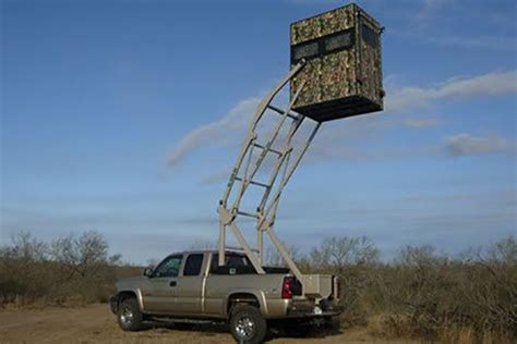 These 13 Ridiculous Custom Deer Stands Actually Happened Hunting