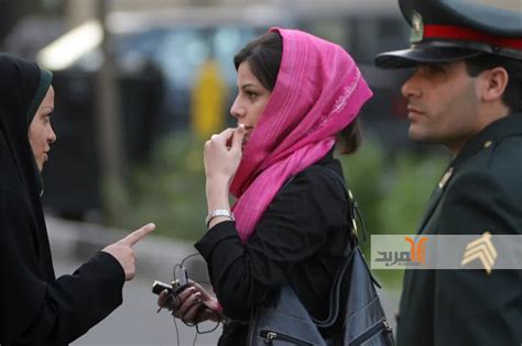 إيران كاميرات ذكية لرصد النساء غير المحجبات وموجة تسمم جديدة تطال