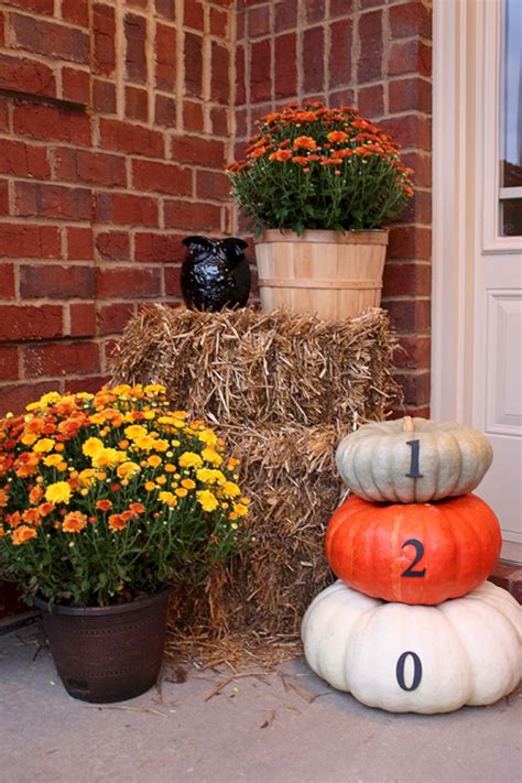 You should be able to make two to three ghosts in. Cool 67+ Beautiful DIY Front Porch Halloween Decor For ...