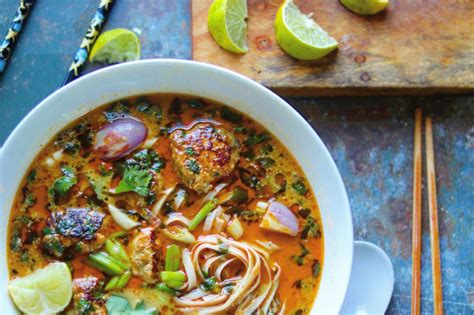 Thai red curry paste is the secret to how flavorful and rich this soup is while still somehow being done in 15 minutes whether you cook it on the stovetop or in an khao soi is a rich and comforting northern thailand coconut curry noodle soup. Yummy! Simple Thai Coconut Curry Noodle Soup With Chicken Meatballs