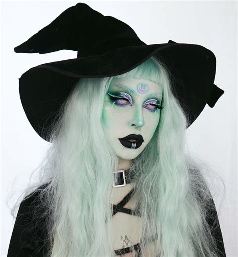 30 Witch Makeup Ideas For Halloween The Glossychic Creative