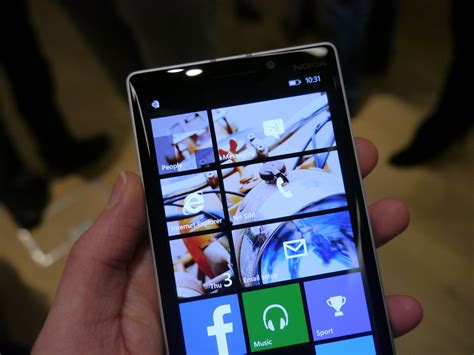 The Nokia Lumia 930 Showcases A New Services Centric Listening