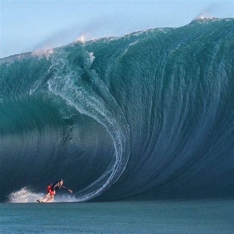 Yikes Photo From Timmckenna Big Wave Surfing Kite Surfing Surfing