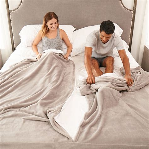 split-couple-blanket-and-sheet-bedding-set