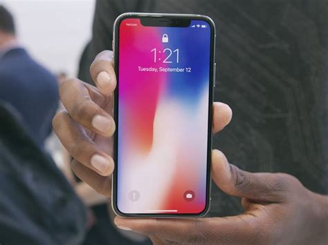 Reasons You Should Buy An Iphone X Instead Of An Iphone 8 Iphone Buy