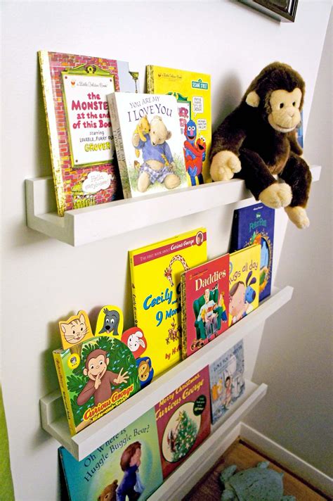 Pin By Julie Nussbaum On Nursery Nursery Bookshelf Nursery Book