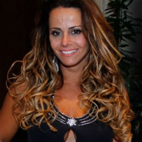 Viviane araujo celebra nota 10 de todo júri artístico e técnico no 'super dança dos famosos': Vivi Araújo está se sentindo estrela agora em novela da ...