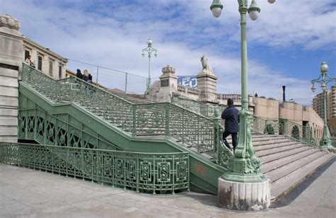Escaliers De La Gare Saint Charles Marseille 1925 Structurae