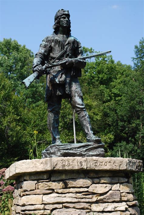 Daniel Boone Statue In Louisville Chicago Art Amazing Pics Columbian