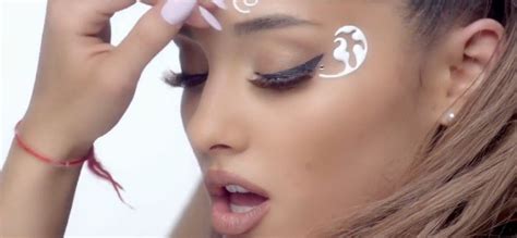 Singer Ariana Grande Slammed On Social Networking For Calling Herself