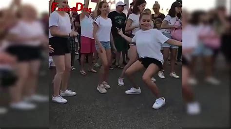 Gasolina Russian Girls Dance Performance During Fifa World Cup 2018 Youtube