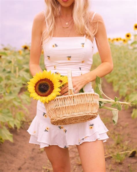 sunny day spring summer fashion outfits aesthetic fashion