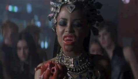 Akasha Queen Of The Damned Elizabeth Bathory Queen Of The Damned