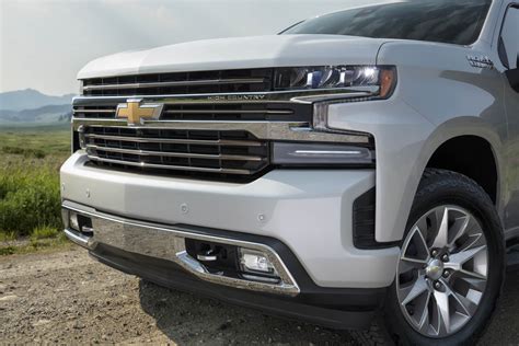 The 2019 Chevrolet Silverado Makes Driver And Truck Feel Like One