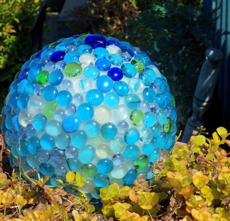 Diy Gazing Balls For Your Garden Unique Garden Art Garden Art Diy