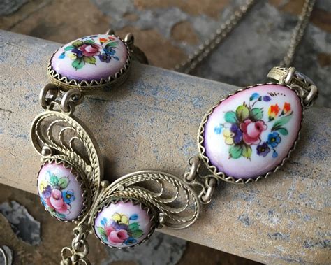 Vintage Russian Enamel Cloisonné Necklace And Earrings Rostov Finift