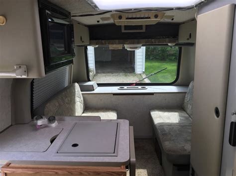 2004 Winnebago Rialta 22qd Class B Rv For Sale By Owner In St Charles