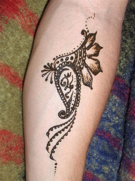 See more ideas about tattoos, cool henna, body art tattoos. Pakistan Cricket Player: Cool Henna Designs