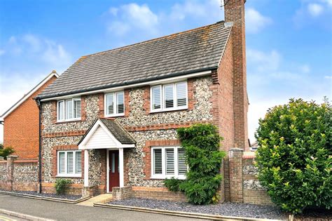 4 Bed Detached House For Sale In Bramley Way Angmering West Sussex