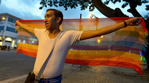 Ecuadors Highest Court Votes To Legalise Same Sex Marriage