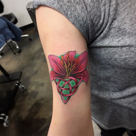 60 Colorful Lily Flower Tattoo Designs And Meaning