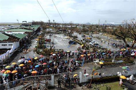 Thousands Feared Dead After Typhoon Haiyan Kut