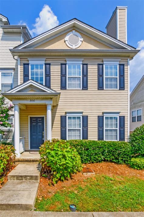 Newly painted + price reduction! Antioch Townhomes & Condos | Davidson County TN