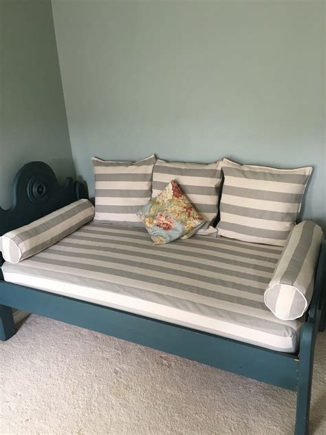This daybed cover is made to fit a standard twin size bed, its just beautiful in person! Daybed fitted mattress cover twin, twin xl and full ...