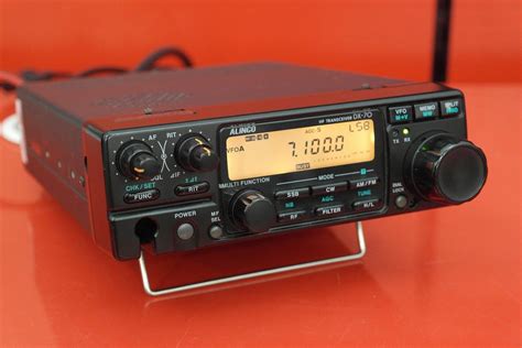 Second Hand Alinco Dx 70th Hf And 6m Transceiver Radioworld Uk