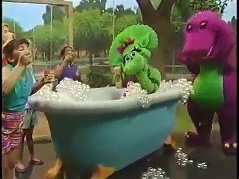 Barney And Friends Splashing Is Fun Video Dailymotion