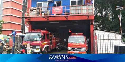 Lowongan kerja pt pertamina lulusan sma smk info loker bandung juni 2021 lowongan kerja cianjur 2021: Loker Damkar Cianjur / Bangunan Ruko Hangus Terbakar Di Cibeber Cianjur Cianjur Ekspres - Setiap ...