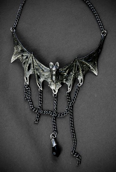 Villa Diodati Chained Bat Pewter Necklace By Alchemy England 1977