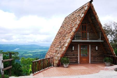 That means not only buying below market value, but with wide tempting as it may be to compromise, stand by your house flipping business plan! How to Make a Log Cabin | DoItYourself.com
