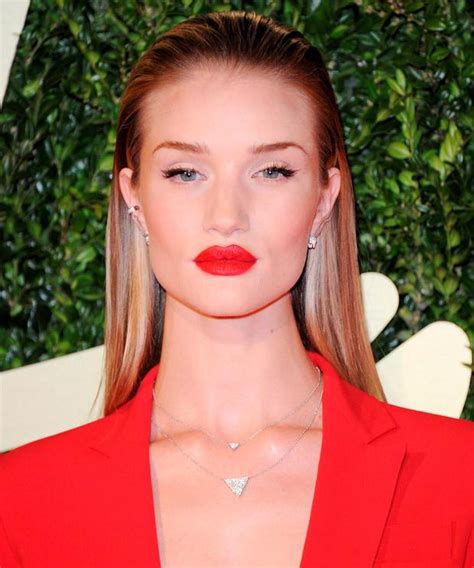 Rosie Huntington Whiteley Reveals The 12 Skincare Product She Can T