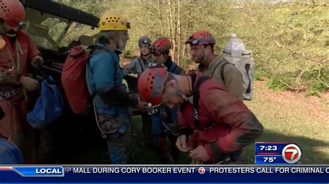 Emergency Crews Rescue 5 Men Trapped In Virginia Cave Wsvn 7news Miami News Weather Sports