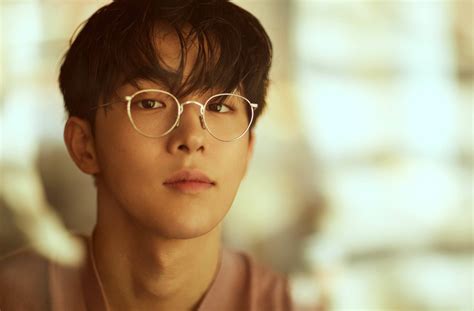 20 Male Idols Who Look Way Too Sexy In Glasses Koreaboo