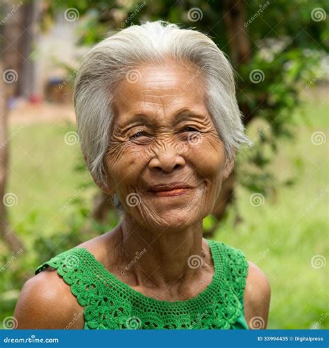Oude Aziatische Vrouwen Stock Afbeelding Image Of Portret 33994435